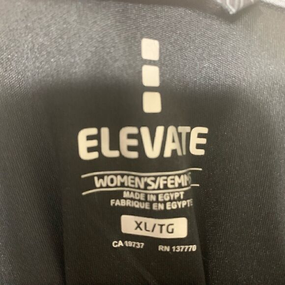 John Deere XL long sleeve black athletic jacket (C1) - Picture 3 of 5